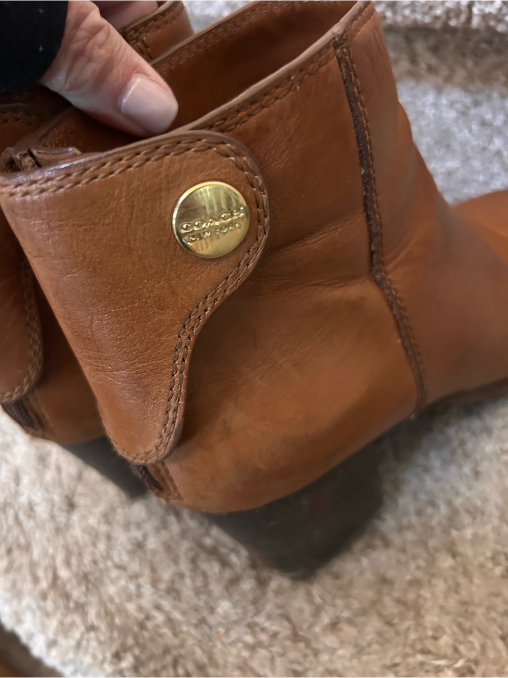 Coach Waldorf Calf Leather Boots with Gold toe and snap details. SZ 7. Luxury. - Picture 7 of 14
